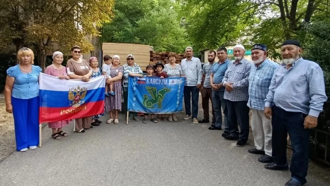 Бирлескенлер бир исте де арымайды