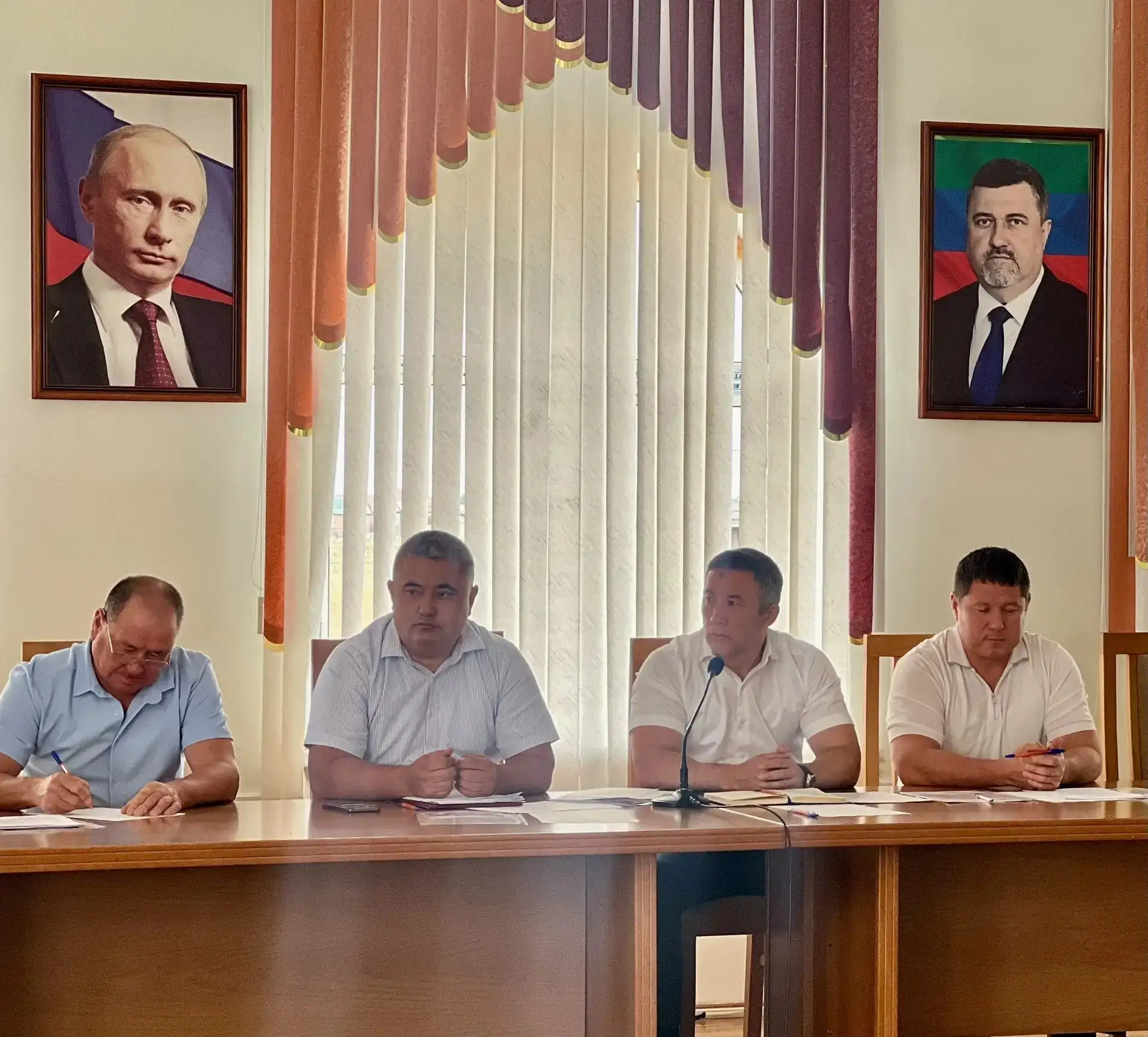 В преддверии Дня знаний и выборов в Ногайском районе провели заседание АТК