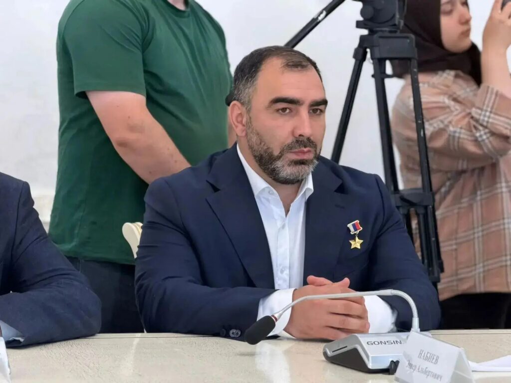 Подполковник Энвер Набиев рассказал о поддержке ветеранов и участников СВО в рамках конкурса „Лучший по профессии“