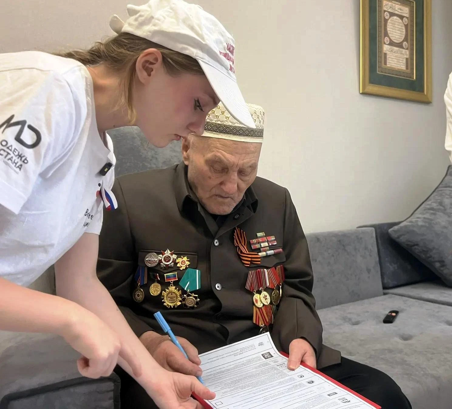Дагестанский 102-летний ветеран ВОВ участвовал в выборах в Госдуму