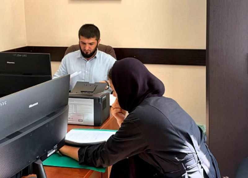 Мэрия Махачкалы продолжает содействовать в трудоустройстве участников СВО и их семей