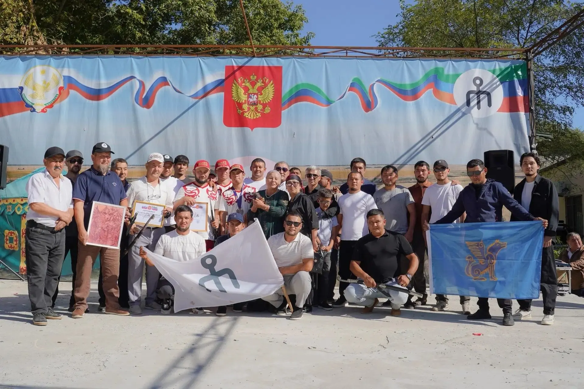 Кувнак эм оьктемли сезим мен