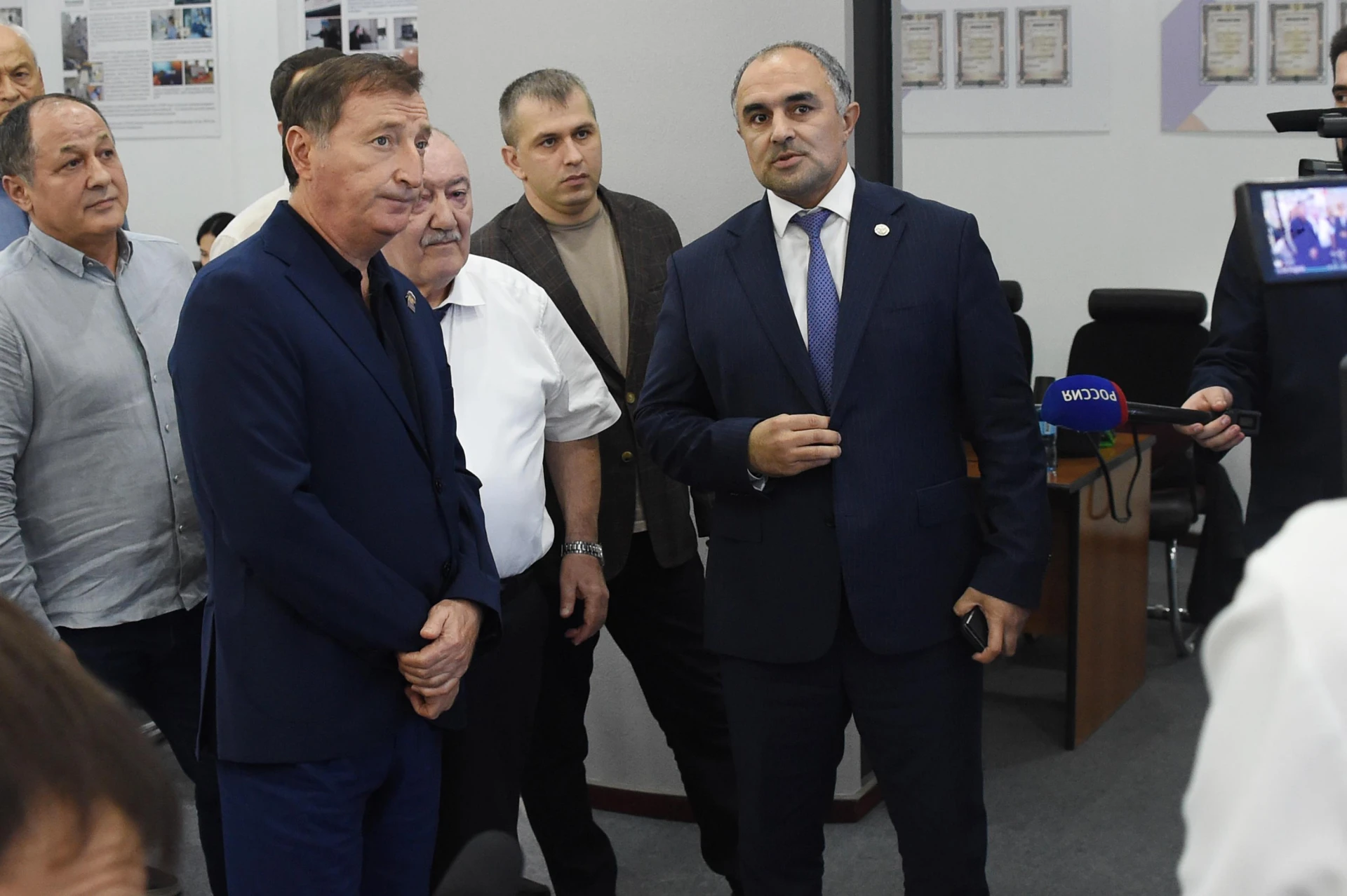 Заур Аскендеров проверил работу Центра общественного наблюдения за выборами