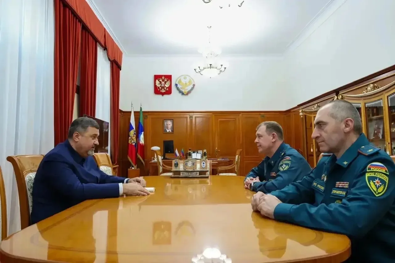 Федор Щукин обсудил с замглавы МЧС РФ Вячеславом Бутко восстановление сел, пострадавших от паводка