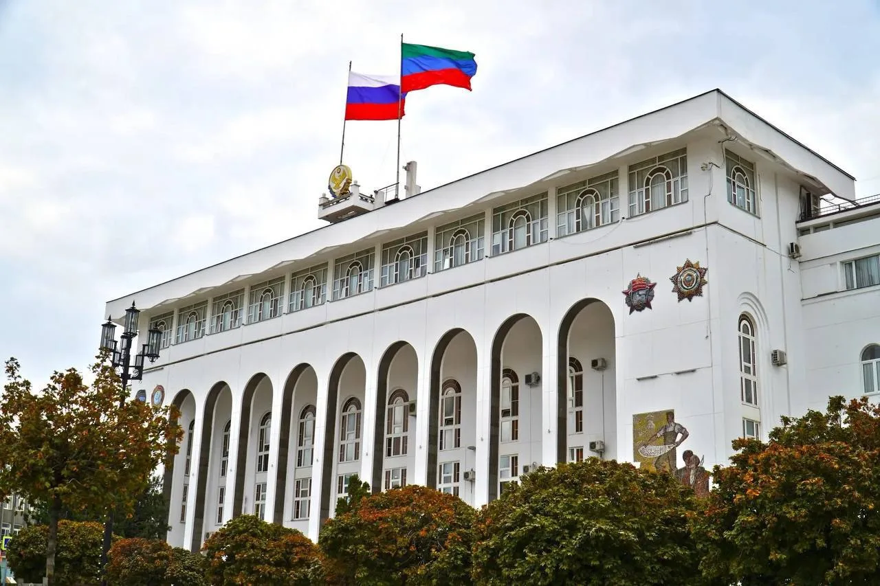 20 сотрудников патрульно-постовой службы Дагестана награждены правительственными наградами