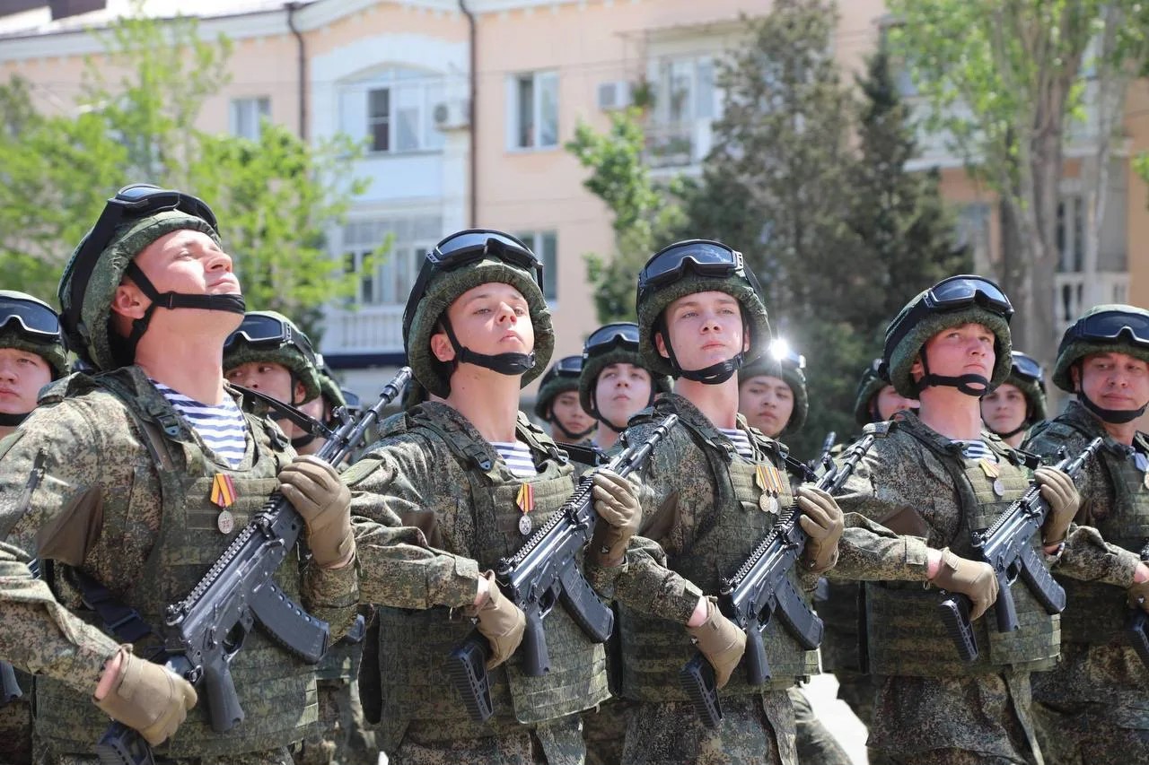 Дагестан выделил 500 млн рублей на единовременные выплаты военнослужащим при заключении контракта