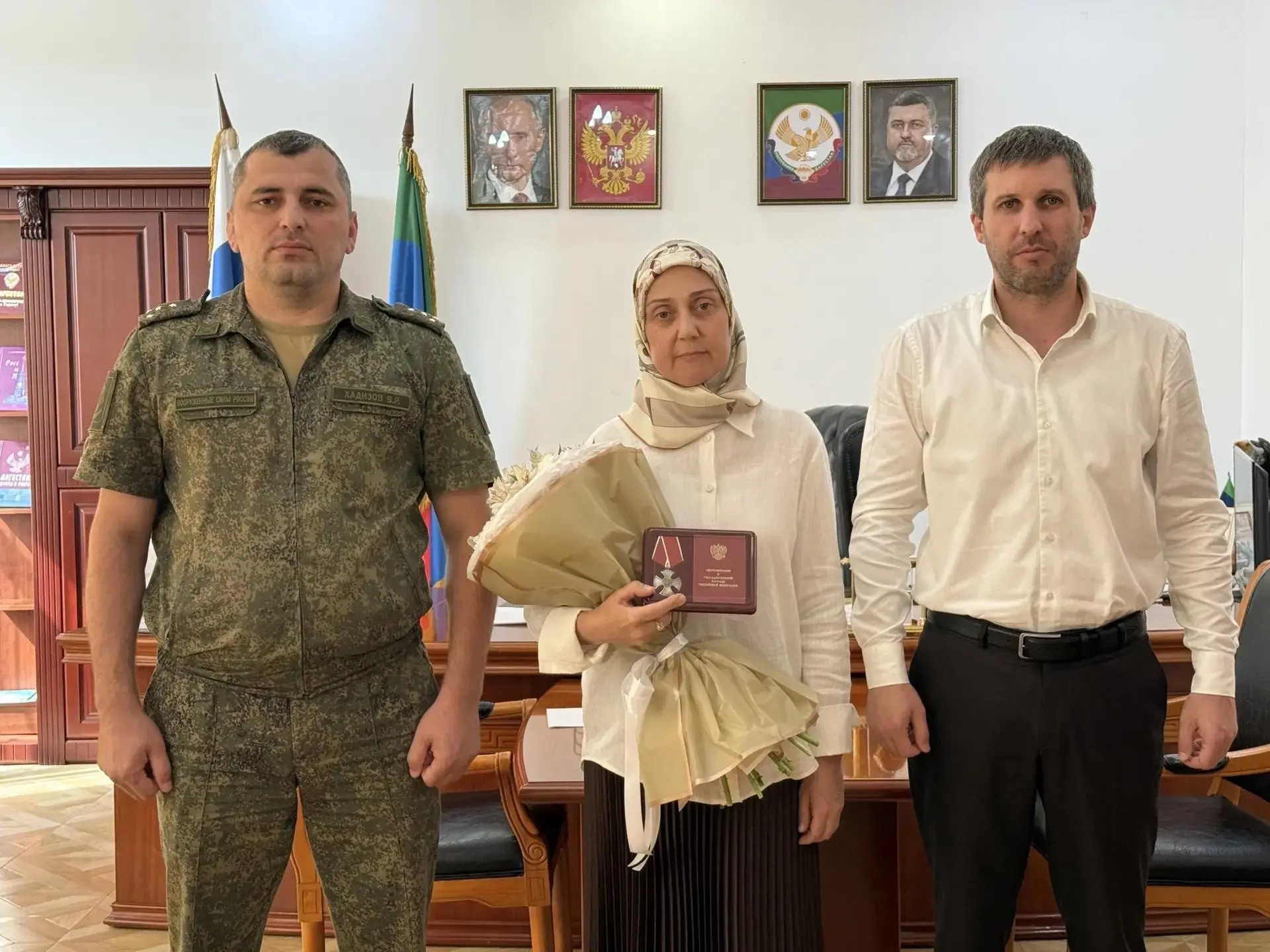 В Тарумовском районе вручили орден Мужества семье погибшего участника СВО