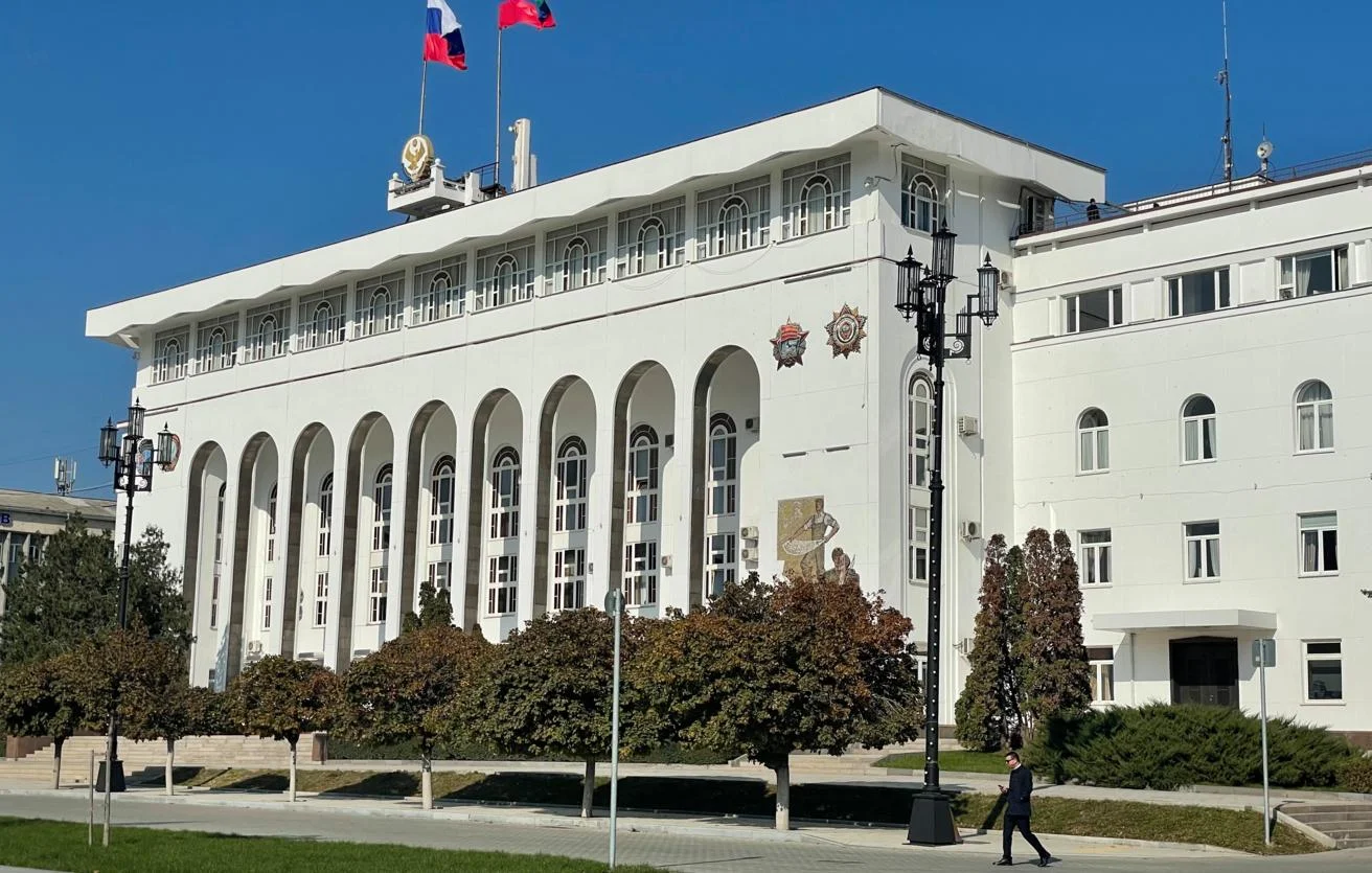 Патшалык яктан колтыклав