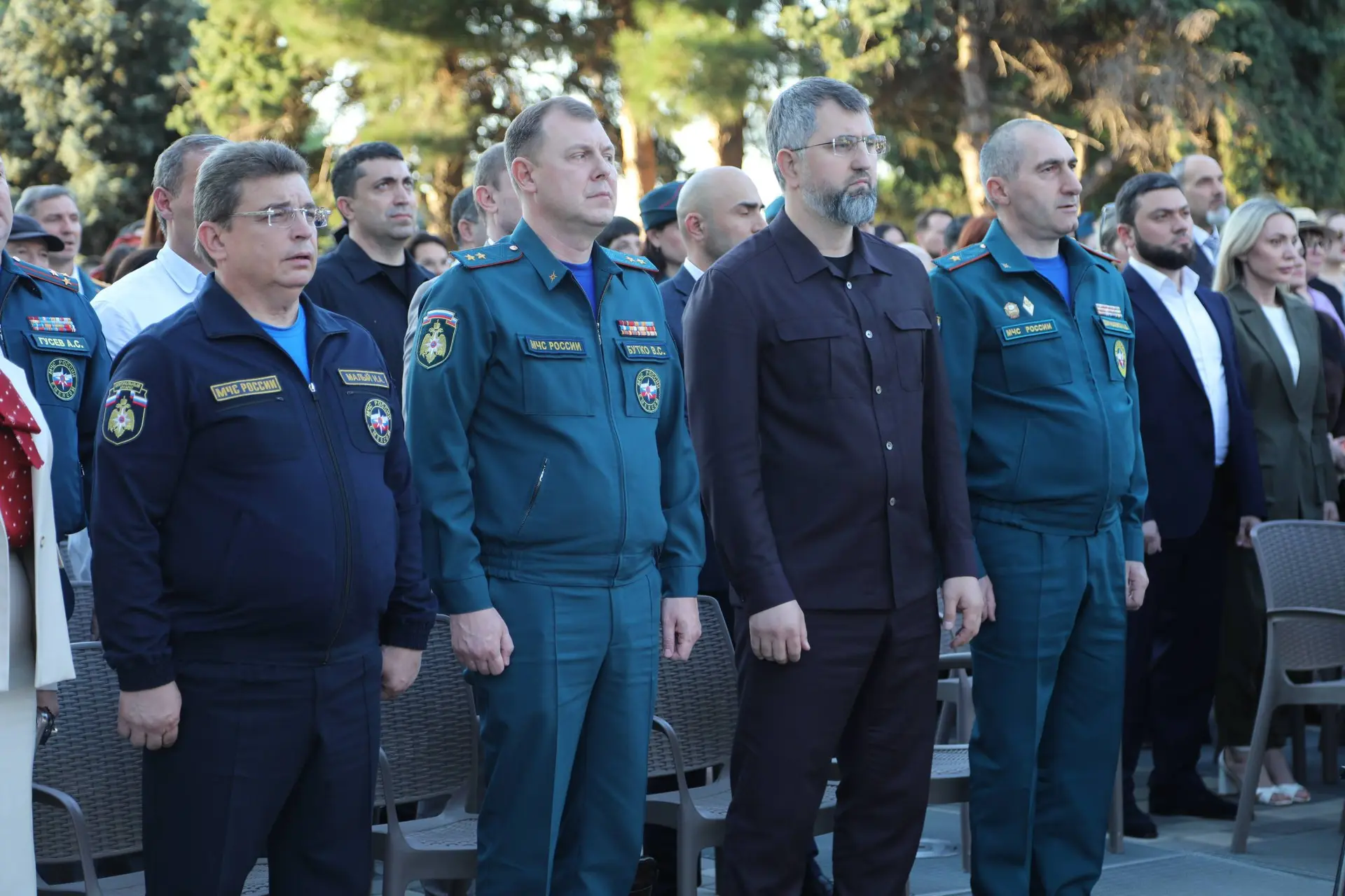 Магомед Рамазанов наградил победителей конкурса музыкального творчества пожарных и спасателей