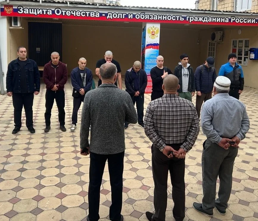 Осенний призыв в Дербенте и Дербентском районе: за три дня на пункт направлено 44 новобранца