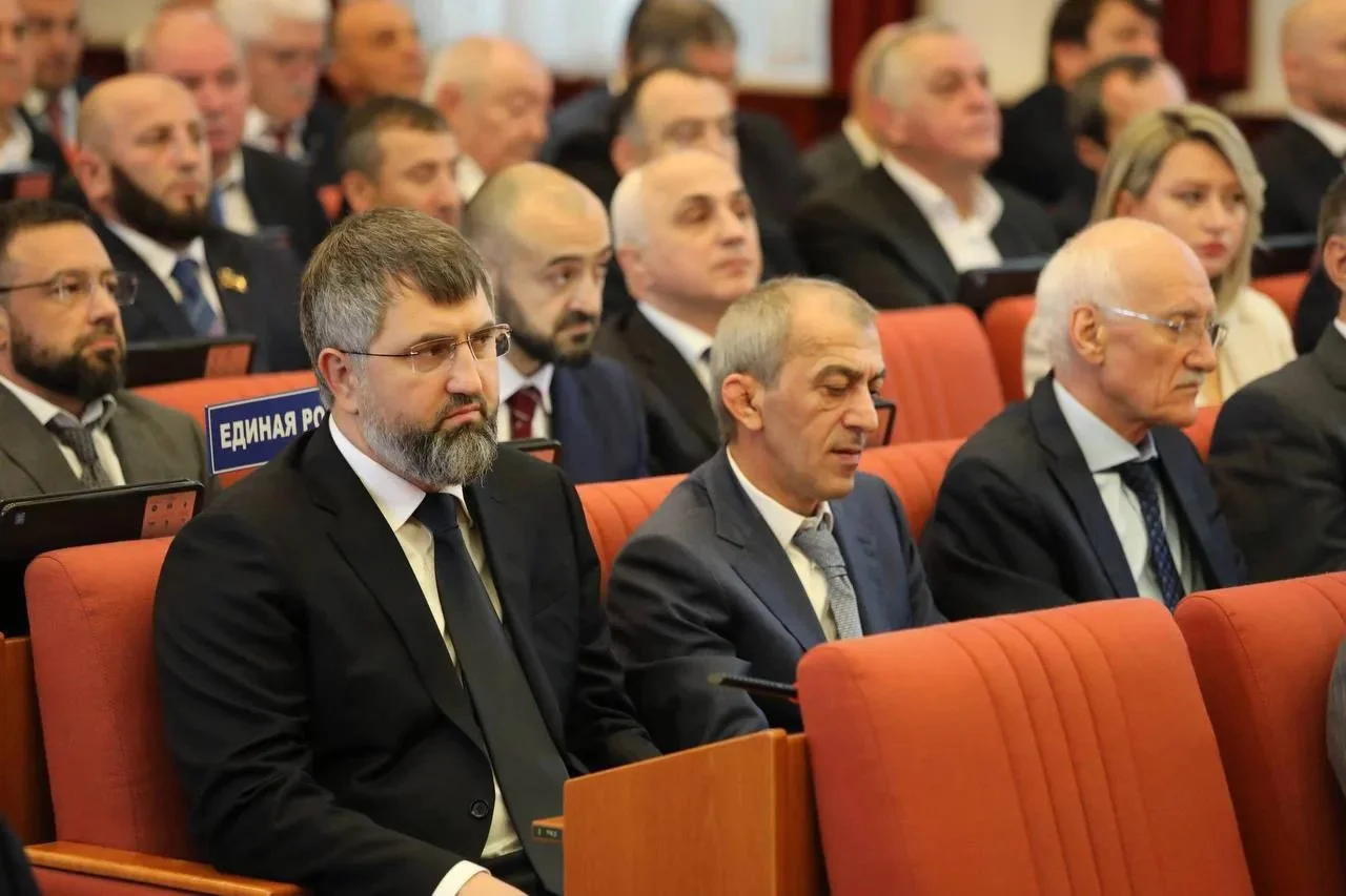 Магомед Рамазанов поздравил новый созыв Народного Собрания РД и Сулеймана Керимова с переизбранием
