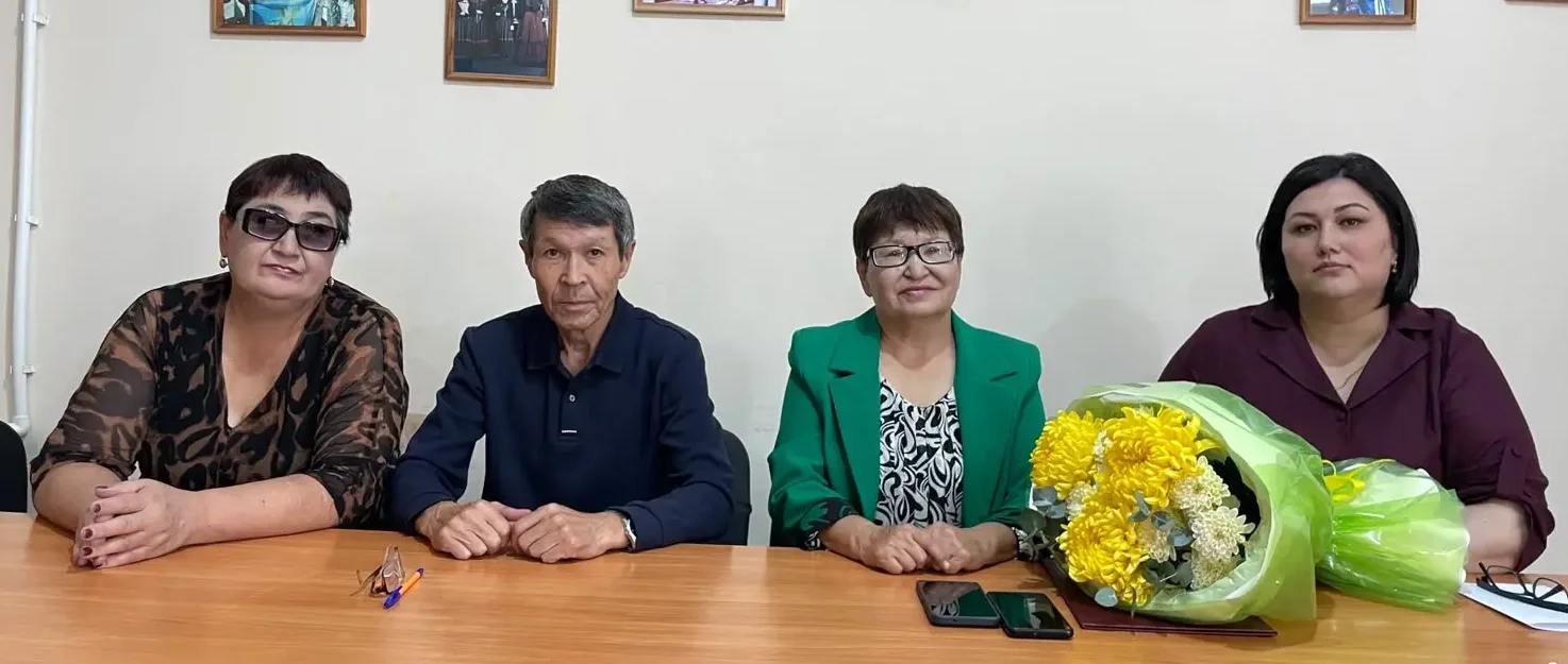 Йылы коьнъил мен хош коьрдилер