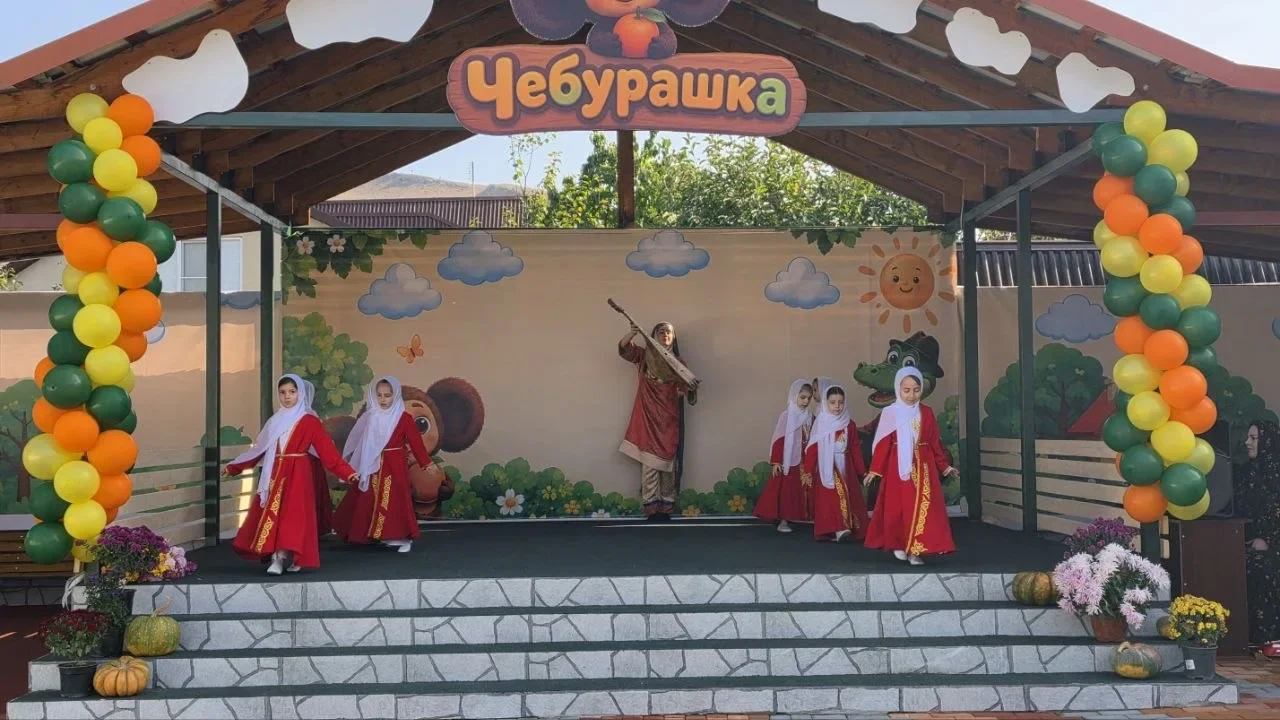 В селе Ботлих появилось новое место для детских игр