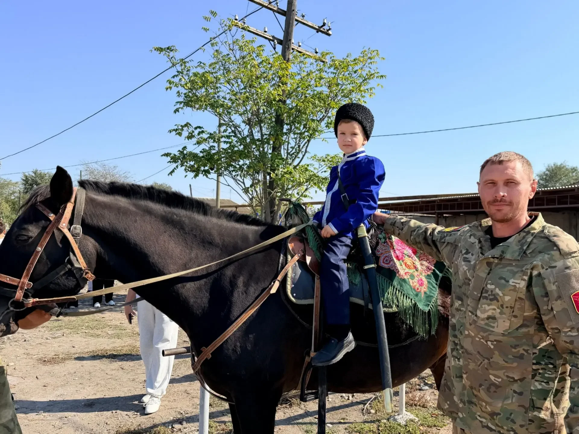 В Кизлярском и Тарумовском районах десять казачат прошли обряд «Посажение на коня»