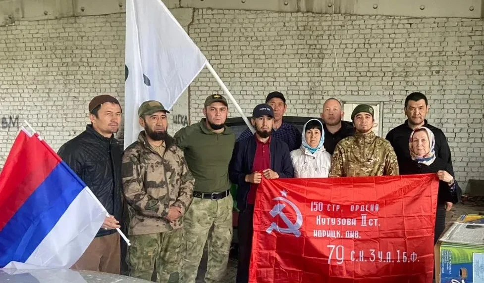 оьллигимде тувып-оьскен,  гуьл шешекке тенъ болган
