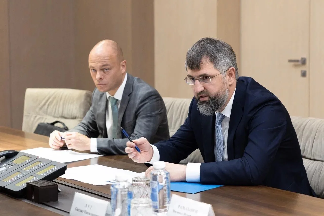 Магомед Рамазанов и Оксана Лут обсудили восстановление объектов мелиорации после паводков