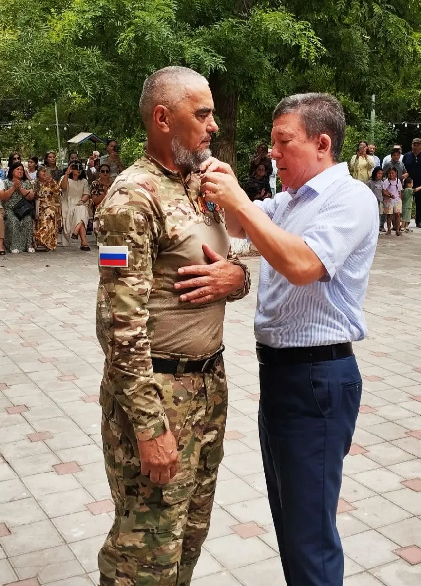 "Оьктемзиймиз сени мен, Оразбай!"