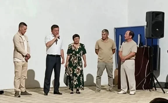 Яс ердесимиздинъ уьстинлиги