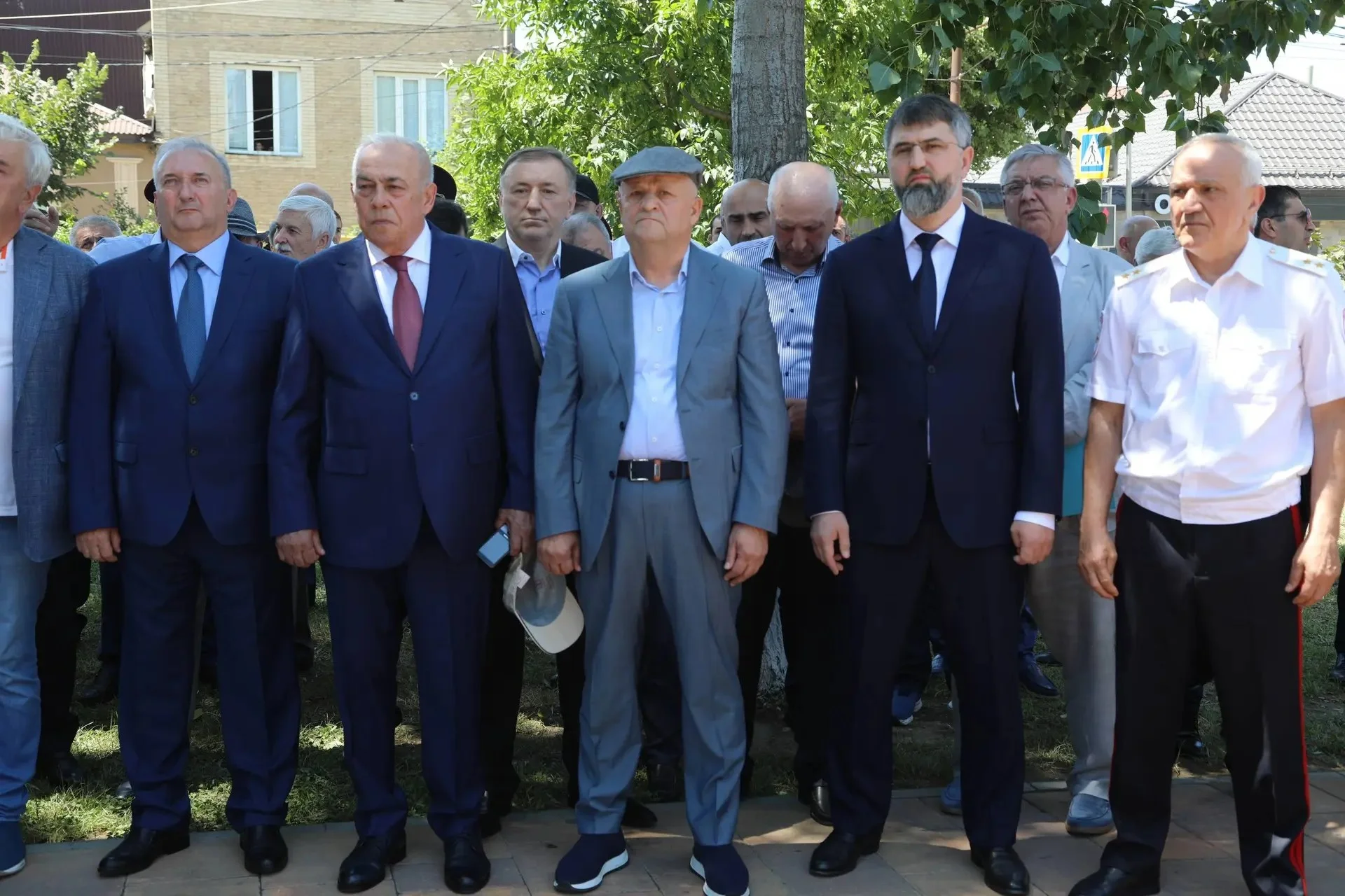 Магомед Рамазанов участвовал на открытии памятника Адильгерею Магомедтагирову