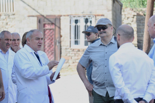 Сергей Меликов поручил построить в Курахском районе модульную больницу
