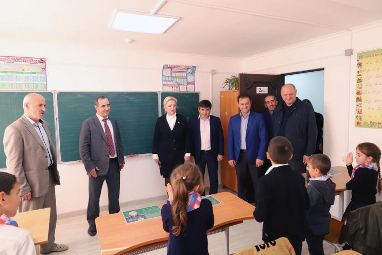 Депутат Народного Собрания РД Елена Павлюченко с рабочим визитом посетила Табасаранский район