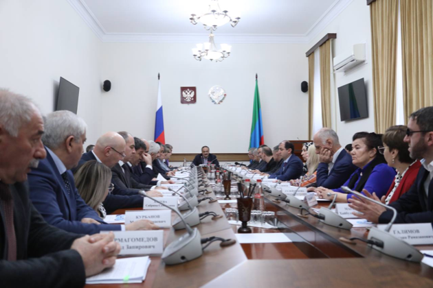 Развитие инвалидного спорта и создание доступной среды обсудили под руководством Сергея Меликова