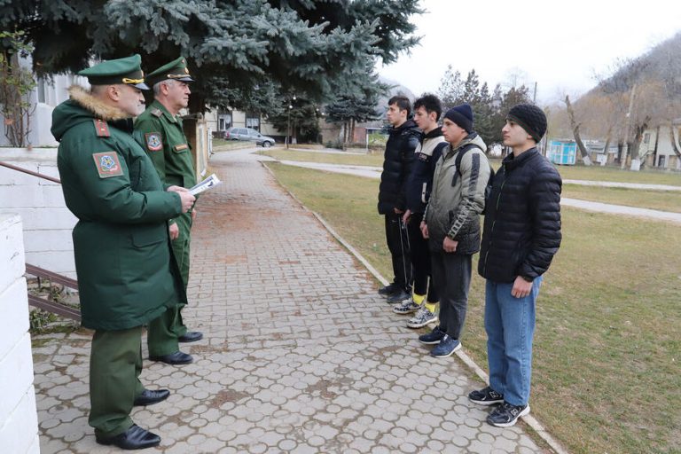Очередная команда призывников отправилась из Табасаранского района