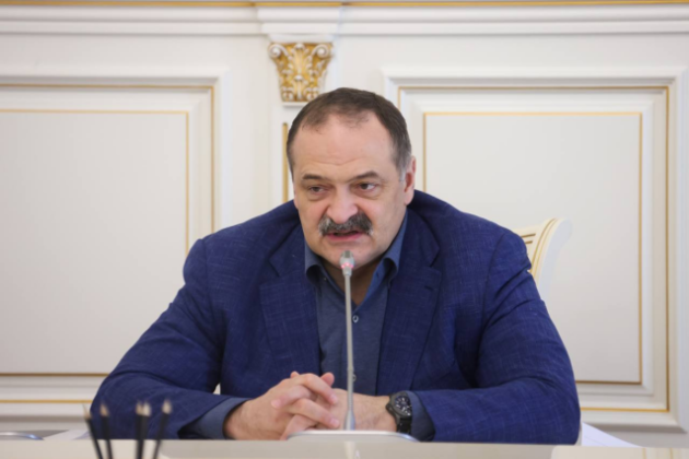Сергей Меликов провел еженедельное совещание по актуальным вопросам