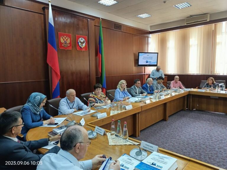 В Национальной библиотеке РД им. Р. Гамзатова стартовала Всероссийская конференция «Поэтический век Расула Гамзатова»