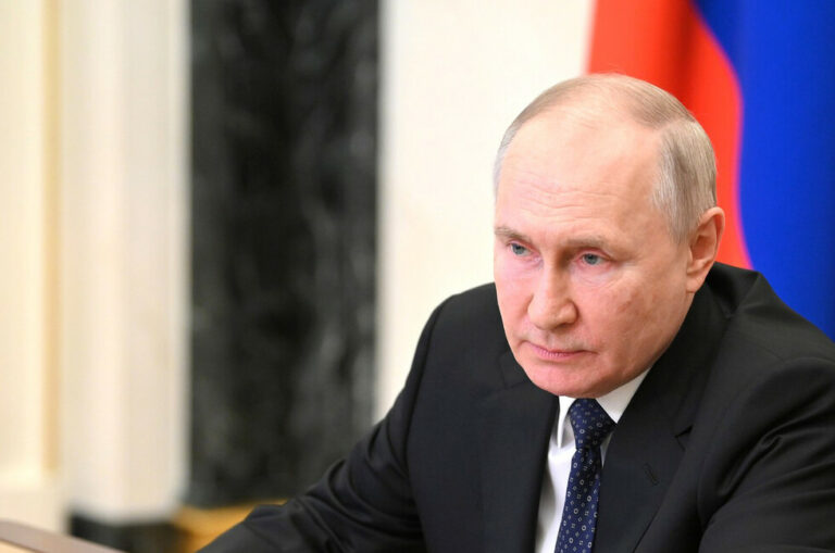 Владимир Путин: «За свободу стран и народов Россия сражается на поле боя»