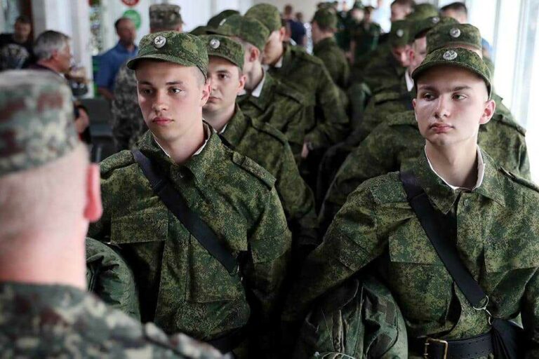 Любовь Уразаева: Армия формирует в молодом человеке дисциплинированность, чувство ответственности