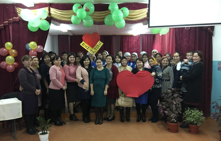 Глава Ногайского района поздравил женщин муниципалитета с Днем матери