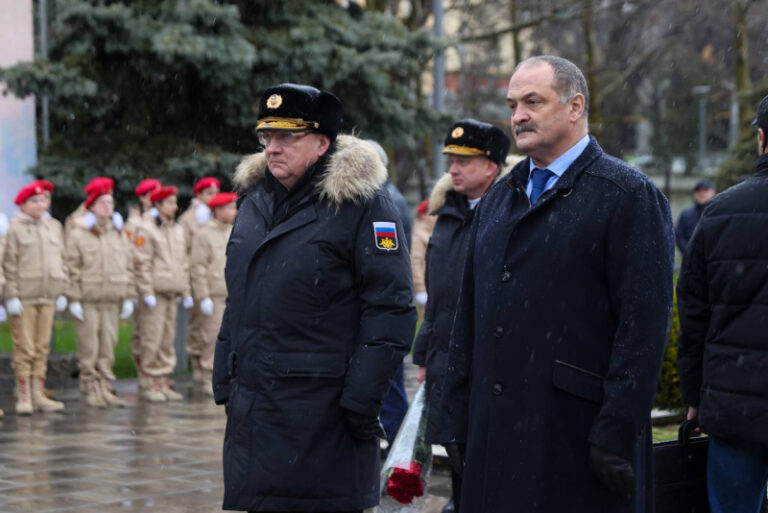 Рабочий визит заместителя Главнокомандующего ВМФ РФ Владимира Касатонова в Дагестан