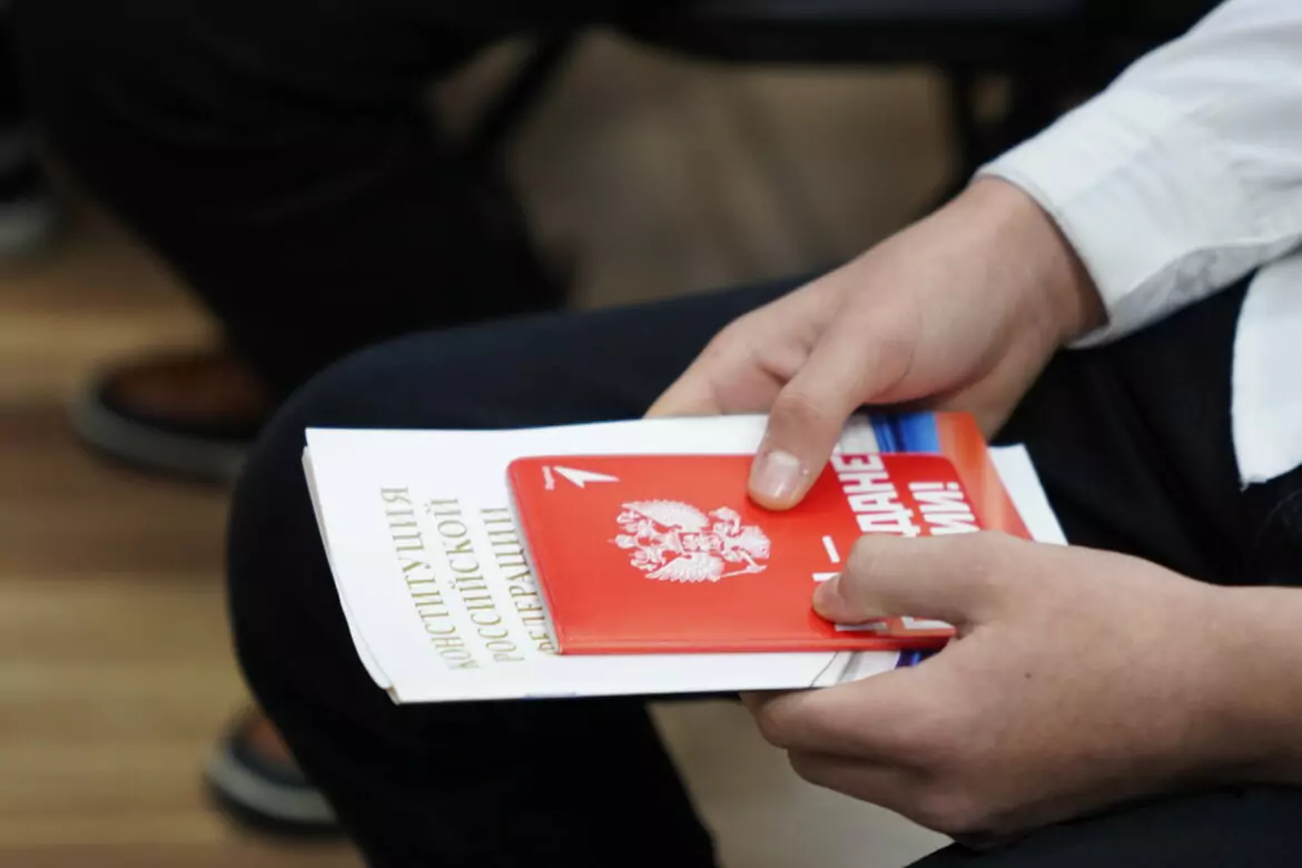 В рамках акции Движения Первых «Мы – граждане России» юные дагестанцы получили первые паспорта