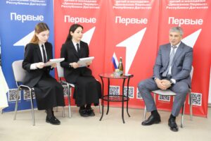 Глава Кизлярского района провёл «Классную встречу» с учащимися школы с. Косякино