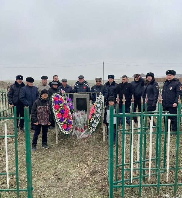 В Ногайском районе почтили память кавалера ордена Мужества Замира Акмурзаева