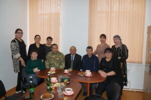 В редакции газеты «Голос степи» прошла встреча с участником СВО