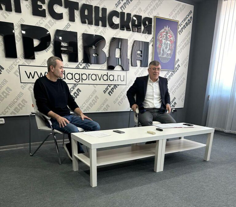 На базе "Дагестанской правды" республиканские СМИ встретились с Магомедом Шапиевым