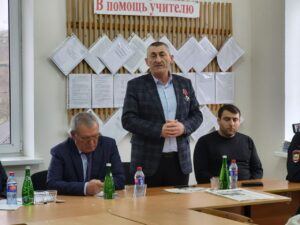 В Сулейман-Стальском районе Дагестана обсудили патриотическое воспитание молодёжи