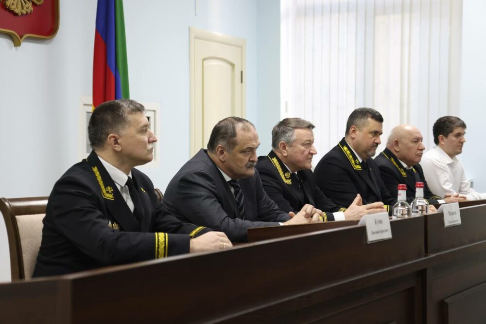 Мировой суд московского района г калининграда. Судья карева муромский городской суд. Мировой судья калининград. Прокуратура камешковского района. Мировые судьи владимирской.