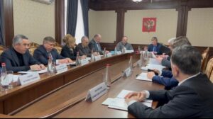 Совещание о развитии виноградарства в РД проходит под руководством Максима Решетникова