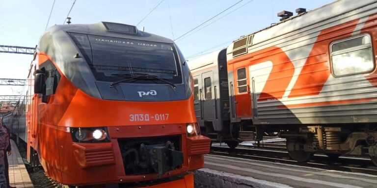 В Дагестане с конца октября  увеличат число пригородных железнодорожных поездов