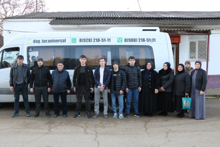 В рамках осеннего призыва новобранцы из Казбековского района отправились на срочную службу