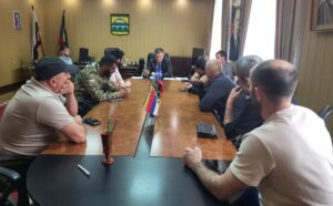 Глава Сулейман-Стальского района принял участников СВО и членов их семей
