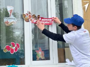 В Дагестане свыше 19 тысяч окон украшены в рамках акции "Окна Победы"