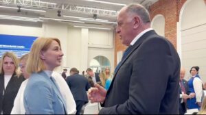 Премьер-министр Дагестана посетил кампус образовательного проекта "Школа 21" в Липецке