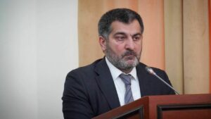 Гаджи Султанов сообщил о реализации 38 госпрограмм в Дагестане