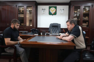 Глава Хасавюрта встретился с участником спецоперации