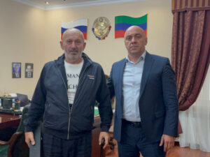 Глава Сергокалинского района встретился с участником СВО