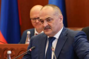Сергей Меликов подчеркнул важность привлечения на все уровни управления людей, искренне преданных служению своему народу